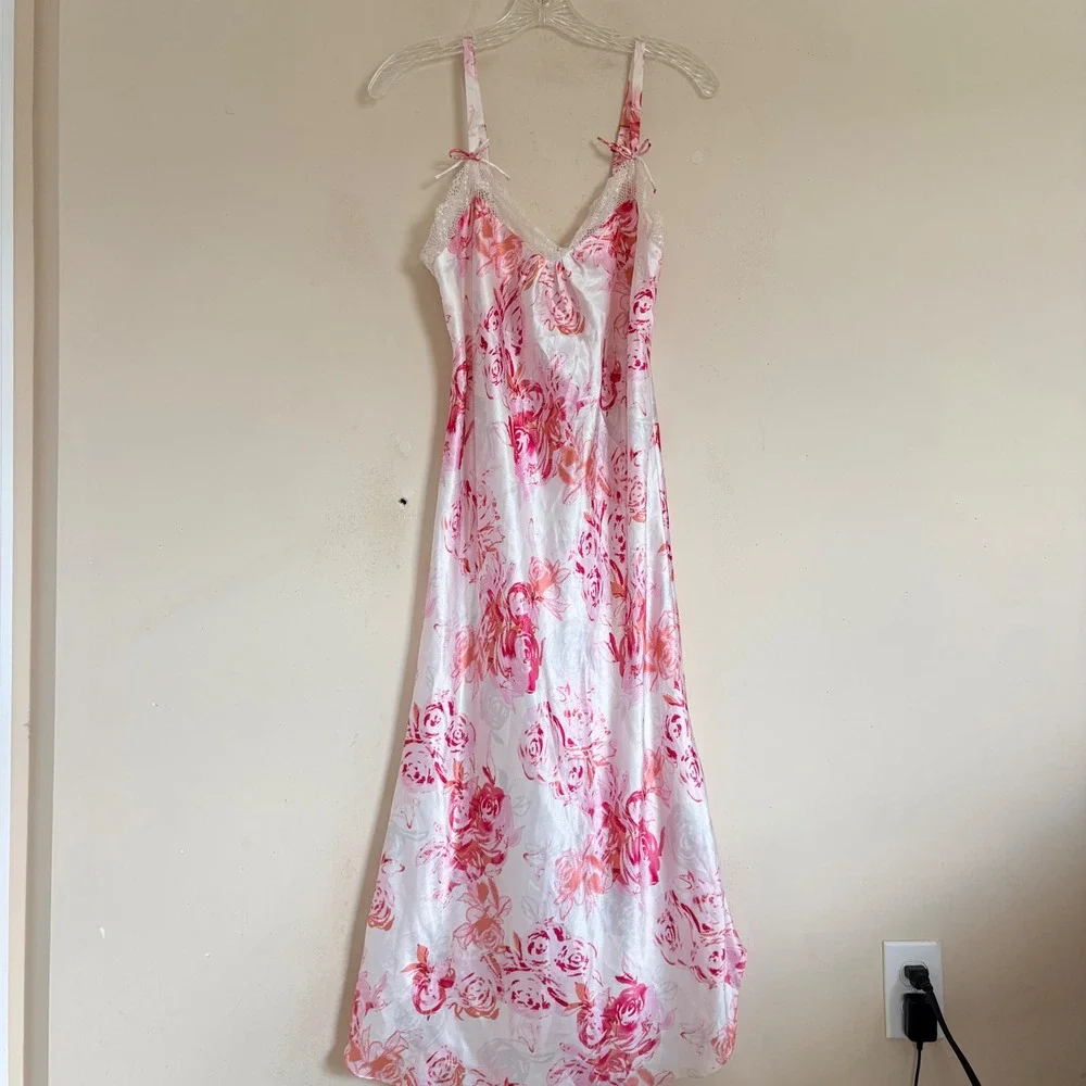 Oscar de la Renta Pink Floral Satin Lace Trim Nightgown Chemise